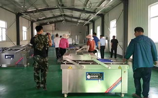 科技賦能，服務(wù)到田 縣農(nóng)業(yè)技術(shù)推廣中心專家團(tuán)隊(duì)深入示范基地精準(zhǔn)指導(dǎo)